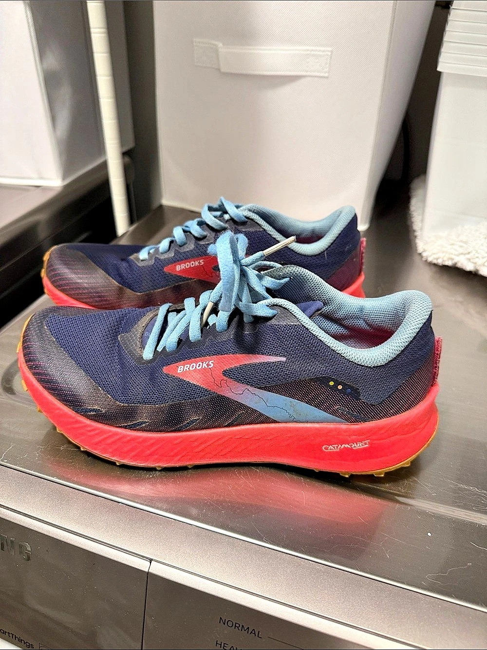 Brooks Catamount Women's Athletic Shoes US 8.5